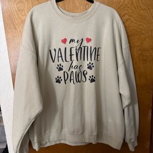 Gildan Heavy Blend Cream Sweatshirt